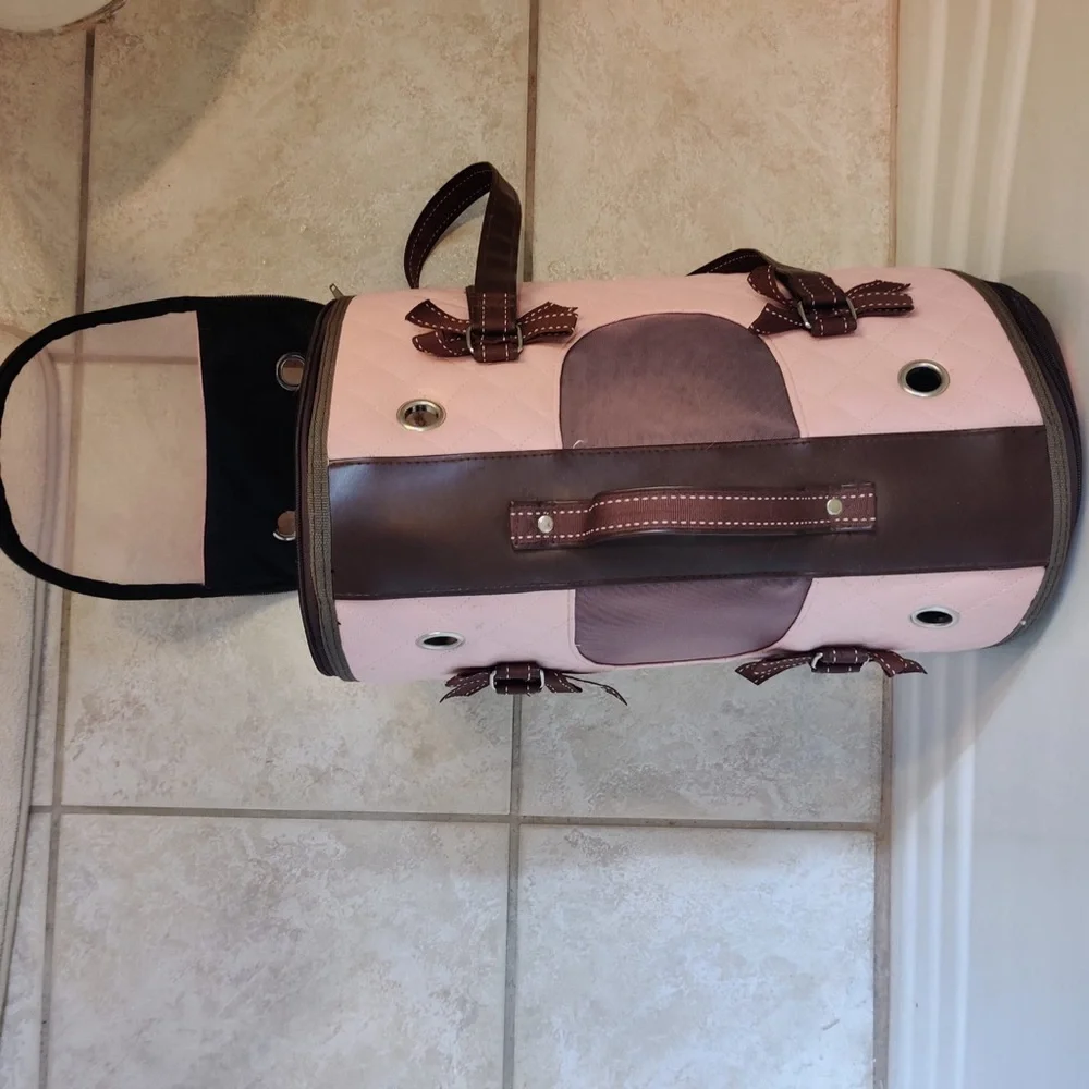 Small pet carrier